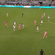 必威体育官方入口-还是0-0！阿连德禁区内抽射破门，边裁举旗示意越位在先进球无效